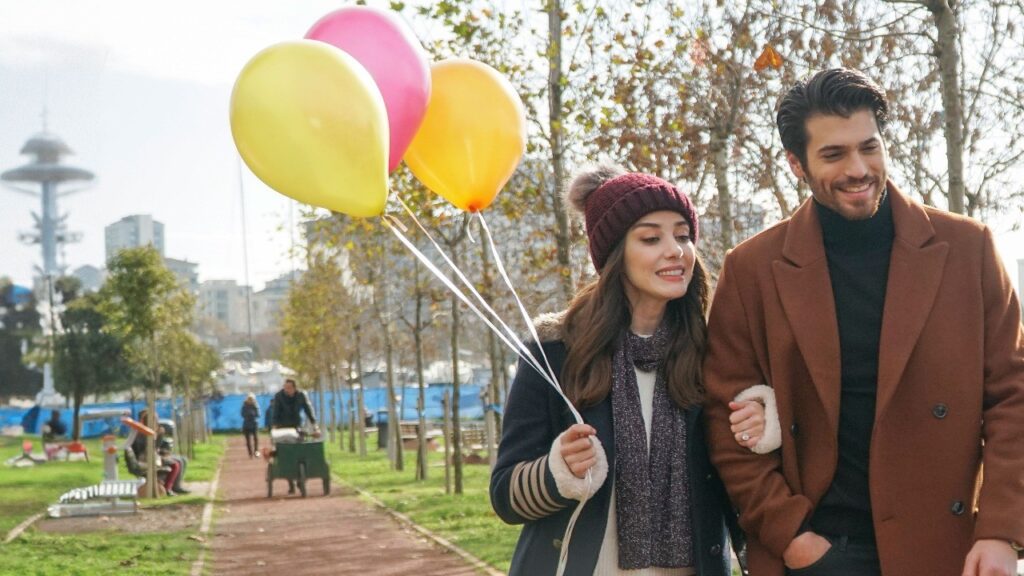 Dolunay: 10 motivos para assistir à novela turca completa no Globoplay