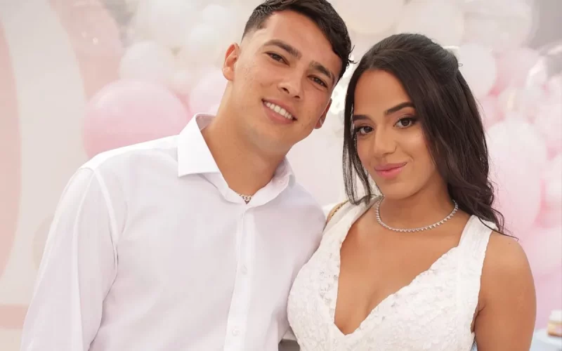 Mirella Santos e Zinho realizam chá revelação