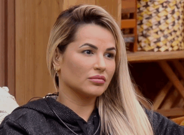 Deolane Bezerra