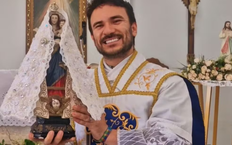 Padre Influencer Fabrício Rodrigues Morre aos 29 Anos