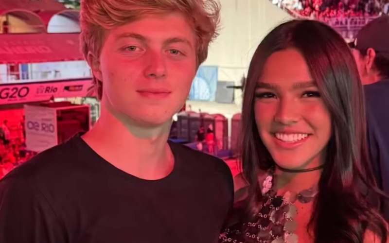 Duda e Benício protagonizam o drama teen que parou a internet