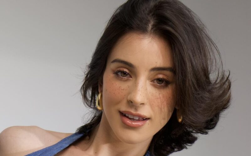 Bella Longuinho revela evolução após transição de gênero
